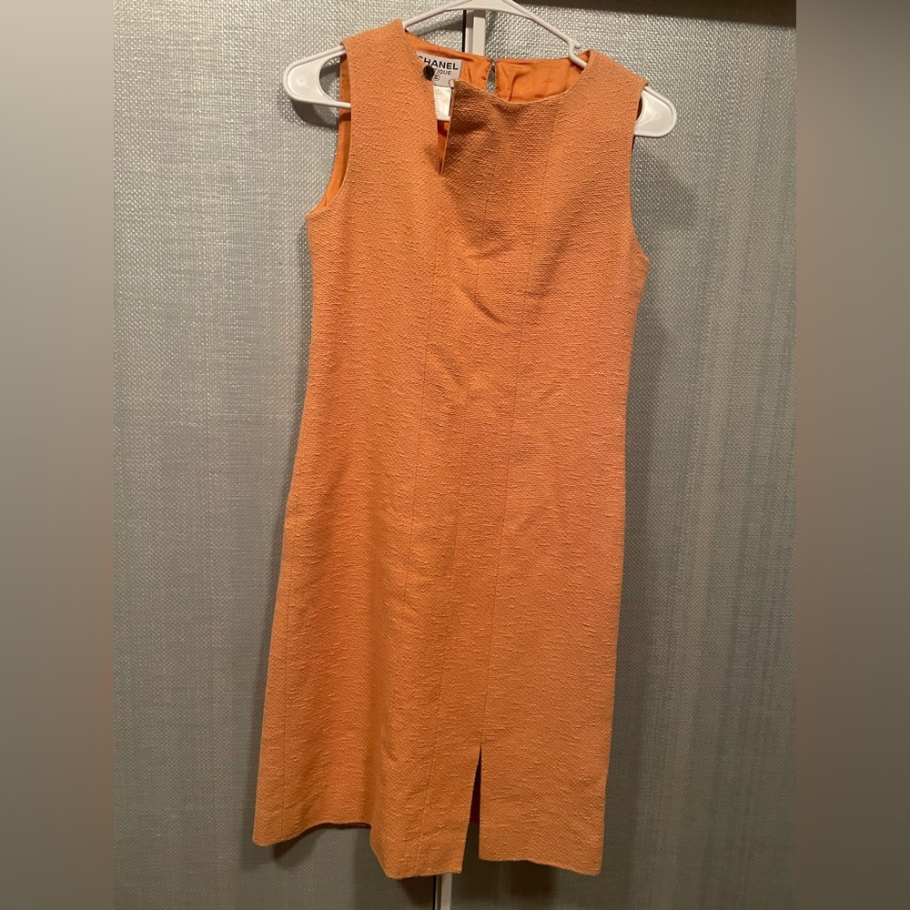 Used CHANEL Orange Sleeveless Midi Dress